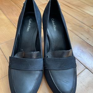 SOLD Calvin Klein navy and black leather block heels